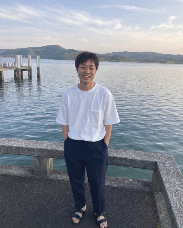 海辺で撮られたように生成した写真
